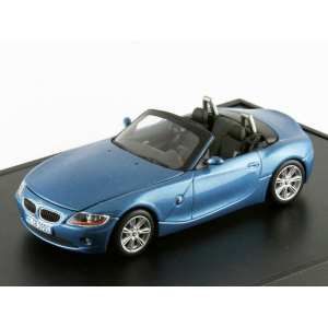 1/43 BMW Z4 roadster E85 2002 голубой мет