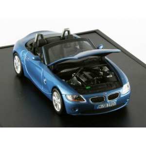 1/43 BMW Z4 roadster E85 2002 голубой мет