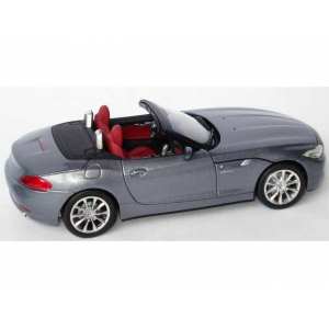 1/43 BMW Z4 sDrive35i (E89) spacegraumet.