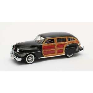 1/43 Chrysler Town & Country Wagon 1942 черный с отделкой под дерево