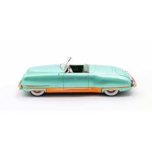 1/43 Chrysler Thunderbolt Concept LeBaron (открытый) 1941 зеленый металлик с оранжевым