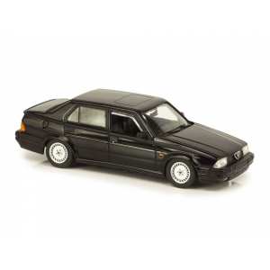 1/43 Alfa Romeo 75 V6 America 1987 черный