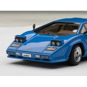 1/43 Lamborghini COUNTACH 5000 S (BLUE) (все открывается)