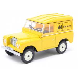 1/43 Land Rover Series III SWB Hard Top AA Service 1970