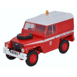 1/43 Land Rover Series III 1/2 Ton Lightweight Hard Top RAF эскадрилия Red Arrows 1972