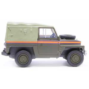 1/43 Land Rover Series III 1/2 Ton Lightweight Soft Top Raf Police (Военная Полиция) 1970