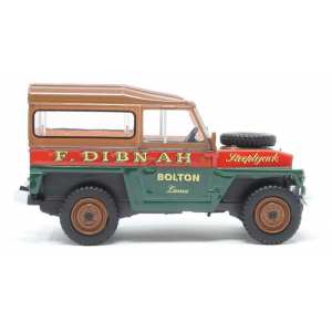 1/43 Land Rover Series III 1/2 Ton Lightweight Hard Top Fred Dibnah 1970 зеленый с коричневым