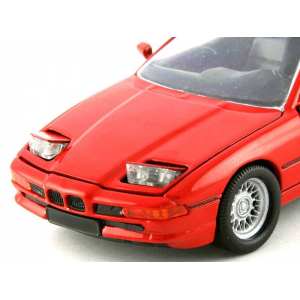 1/43 BMW 850i E31 1989 красный