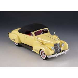 1/43 Cadillac V16 Convertible Coupe (закрытый) 1938 бежевый