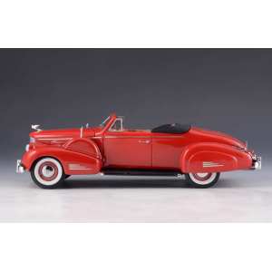 1/43 Cadillac V16 Convertible Coupe (открытый) 1938 красный