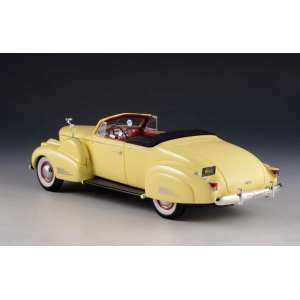 1/43 Cadillac V16 Convertible Coupe (открытый) 1938 бежевый