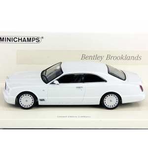 1/43 Bentley Brooklands 2007 белый