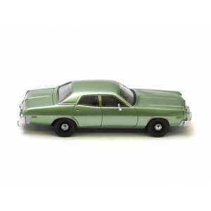 1/43 Dodge MONACO 1978 Green Metallic