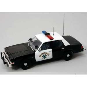 1/43 Dodge DIPLOMAT California Highway Patrol 1985