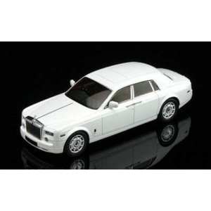 1/43 Rolls Royce PHANTOM Sedan 2009 English White