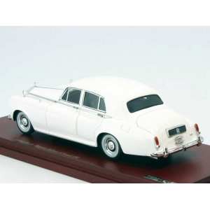 1/43 ROLLS-ROYCE Silver Cloud III Sedan 1963 White