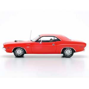 1/43 Dodge Challenger RT 426 Hemi 1970 красный