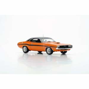 1/43 Dodge Challenger 426 Hemi 1970 оранжевый с черным