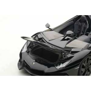 1/18 LAMBORGHINI AVENTADOR J 2012 черный