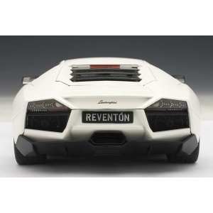 1/18 Lamborghini REVENTON (MATT WHITE)