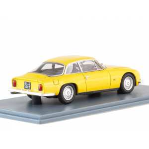 1/43 Alfa Romeo 2600 Sprint Zagato желтый