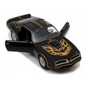 1/18 Pontiac Firebird Trans Am 1977 (из к/ф Смоки и бандит)