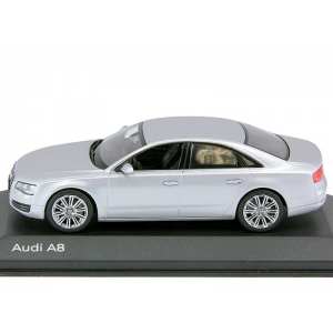 1/43 Audi A8 (Typ D4 2010) eissilbermet