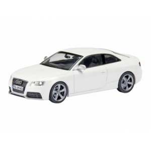 1/43 Audi RS 5 2010 ibis weiss