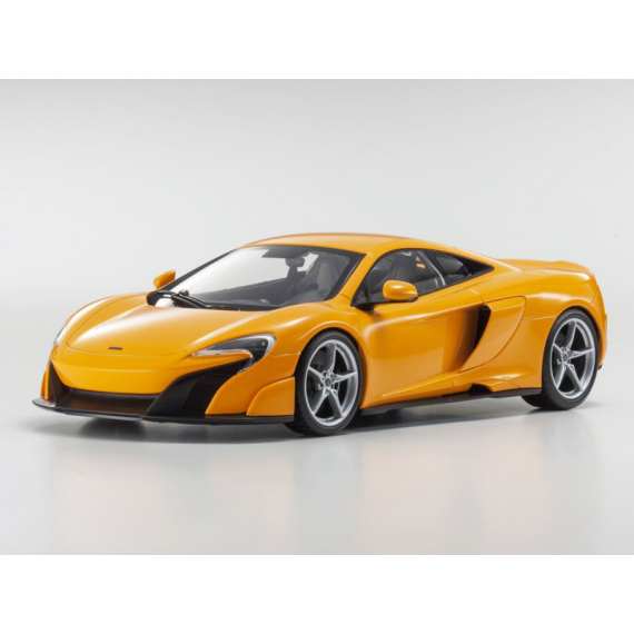 1/18 McLaren 675LT оранжевый