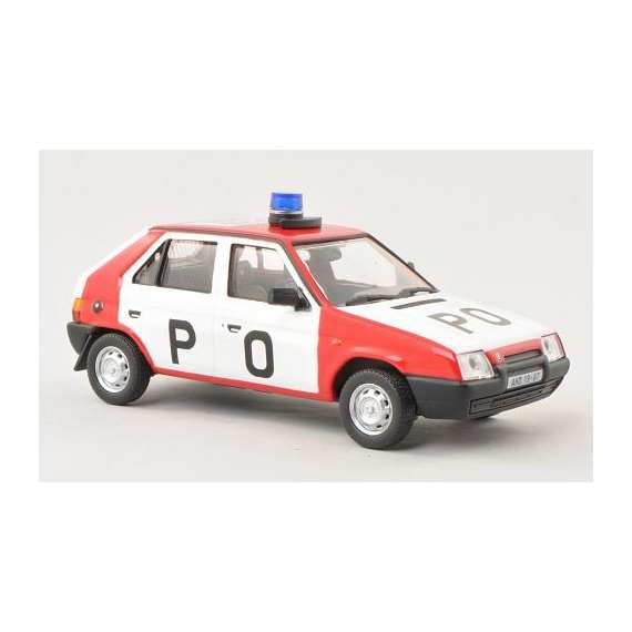 1/43 Škoda Favorit Fire PO (пожарная охрана Чехословакии) 1987