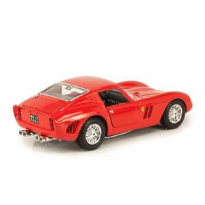 1/18 Ferrari 250 GTO красный