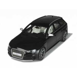 1/18 Audi RS4 B8 черный
