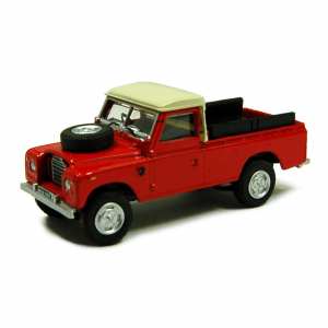 1/72 Land Rover Serie III 109 пикап красный