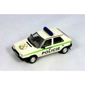 1/43 Škoda Favorit Vojenská Policie (военная полиция Чехии) 1994