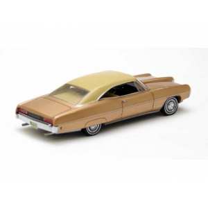 1/43 Pontiac Bonneville Coupe beige metallic 1968