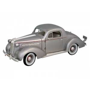 1/18 Pontiac Deluxe 6 1936 серебристый