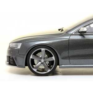 1/18 Audi RS5 серый мет.
