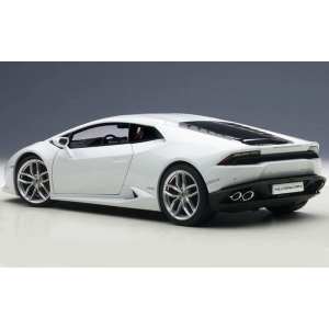 1/18 Lamborghini Huracan LP610-4 2014 белый металлик