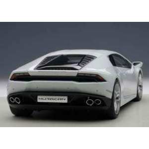 1/18 Lamborghini Huracan LP610-4 2014 белый металлик