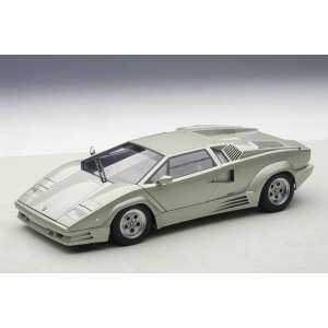 1/18 Lamborghini Countach 1990 последний произведенный экземпляр, серый металлик