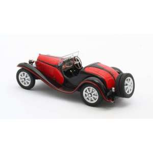 1/43 Bugatti Type 55 Roadster 1932 красный с черным