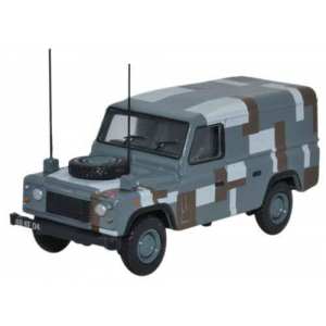 1/76 Land Rover Defender Berlin Scheme 1990