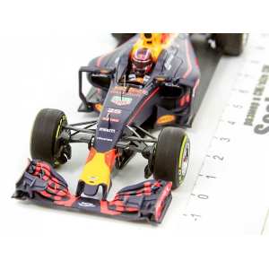 1/43 Red Bull Racing Tag-Heuer RB12 - Daniil Kvyat - 2016 Даниил Квят