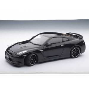 1/18 Nissan GT-R (R35) SPEC V (ULTIMATE OPAL BLACK)