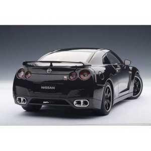 1/18 Nissan GT-R (R35) SPEC V (ULTIMATE OPAL BLACK)