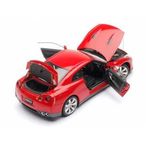 1/18 Nissan GT-R (R35) 2008 (VIBRANT RED)
