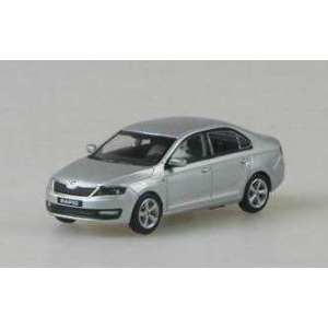 1/43 Škoda Rapid 2012 Silver Brilliant