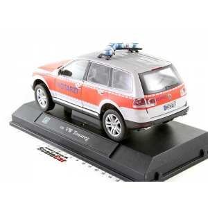 1/24 Volkswagen Touareg Notarzt пожарная скорая помощь