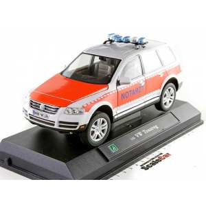 1/24 Volkswagen Touareg Notarzt пожарная скорая помощь