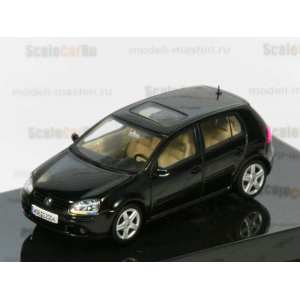 1/43 Volkswagen Golf 5 черный